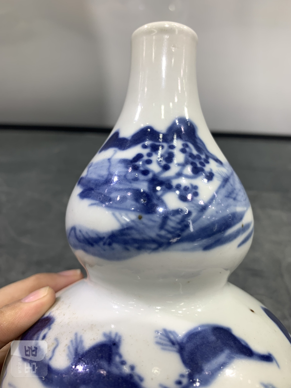 清晚期青花山水楼阁纹葫芦瓶 - 图3